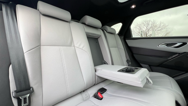 Land Rover Range Rover Velar 2.0 P400e Dynamic SE 5dr Auto Estate